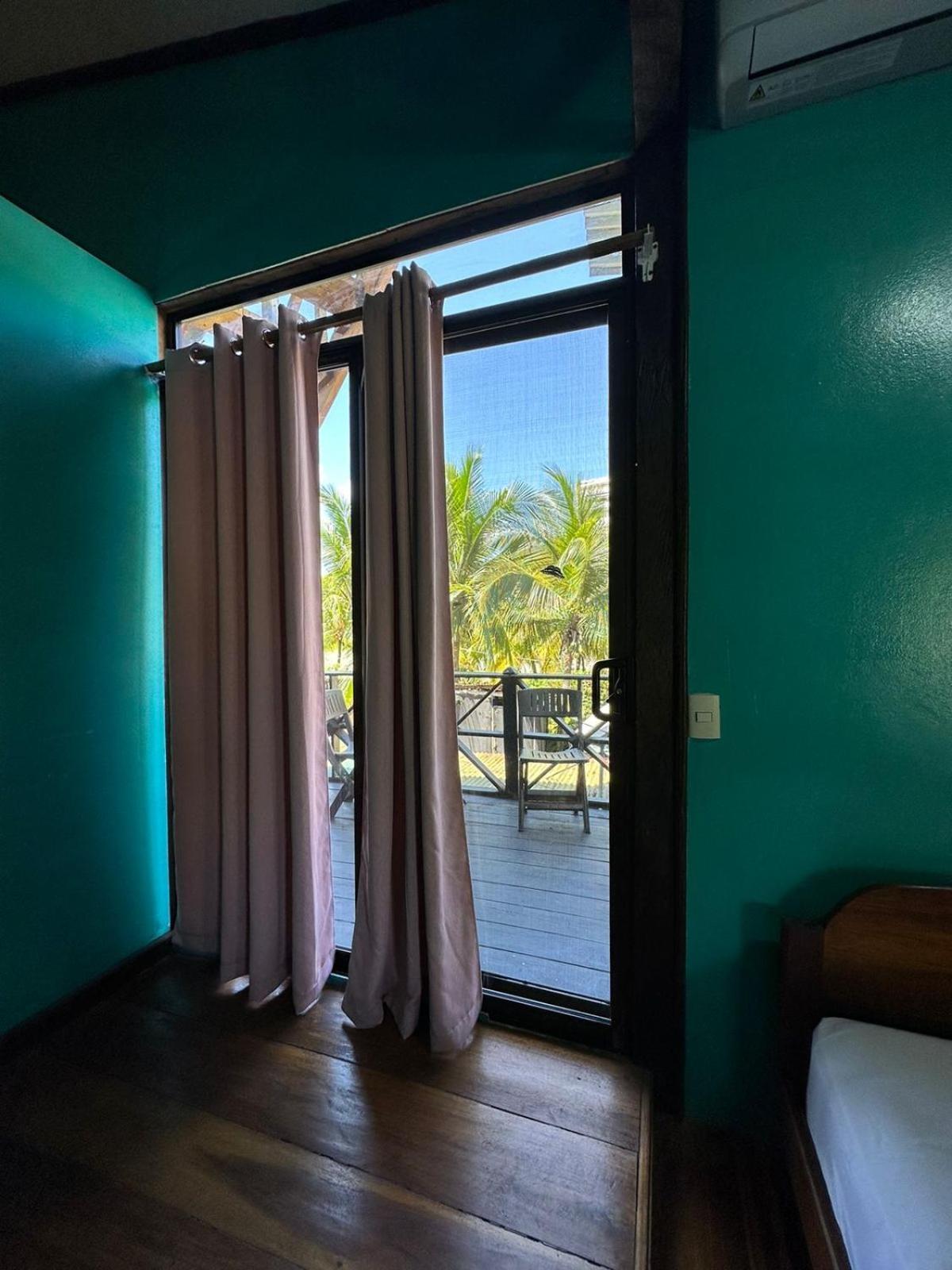 Playa Negra Brewing Beachfront Hotel Puerto Viejo de Talamanca Екстер'єр фото
