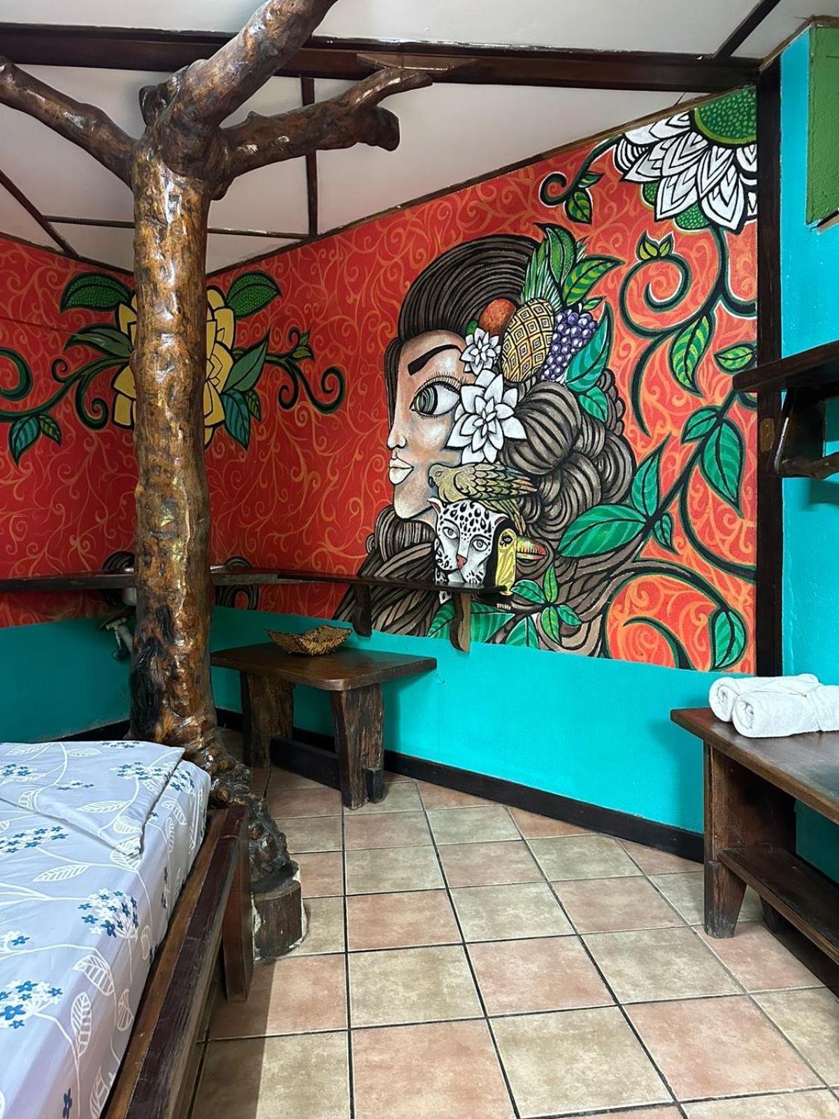 Playa Negra Brewing Beachfront Hotel Puerto Viejo de Talamanca Екстер'єр фото