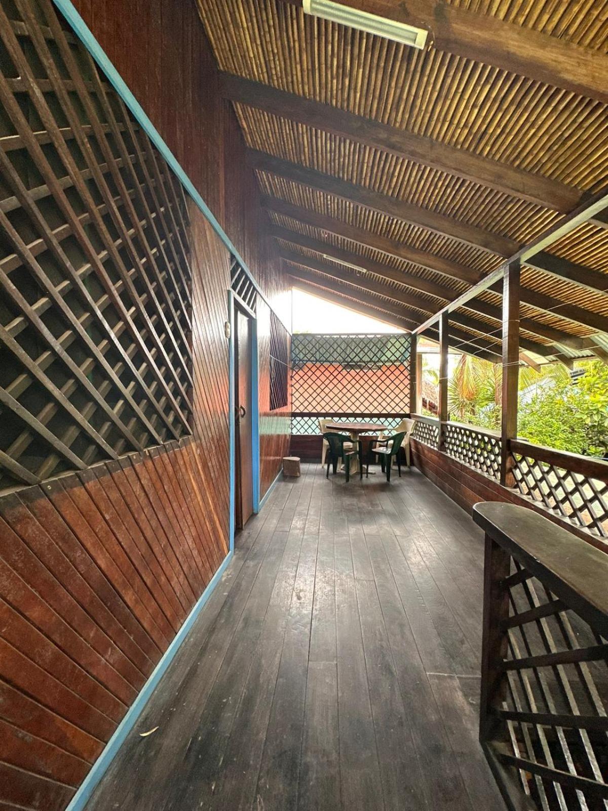 Playa Negra Brewing Beachfront Hotel Puerto Viejo de Talamanca Екстер'єр фото